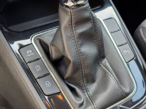 SKODA Fabia Extra Plus 1,0 TSI DSG 2 ZoKlima 2PDC Kame Bild 14