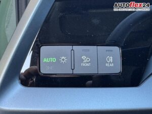 AUDI A3 S line TFSI 150 tronic AHK Matrix ACC elHk... Bild 30