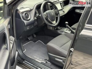 TOYOTA RAV 4 RAV4 2,5 VVT-i Team D 4x4 Klima Navi el HKl S... Bild 12