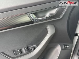 SKODA Karoq Sportline 1,5 TSI DSG 2ZKlimaautomatik ... Bild 28