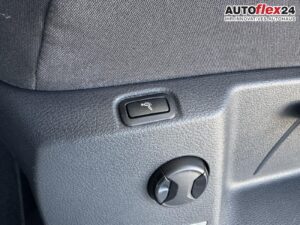 VW Touran 1,4 TSI Highline Navi el Hekl DCC PDC ... Bild 29