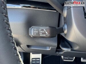 SKODA Karoq Sportline 1,5 TSI DSG 2ZKlima AHK 4x Si... Bild 27