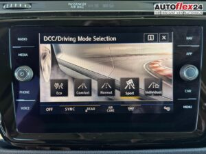 VW Touran 1,4 TSI Highline Navi el Hekl DCC PDC ... Bild 24