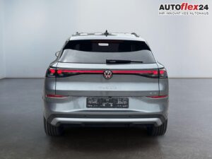 VW T-Roc Life 1,5 eTSI DSG LED Plus Anhängerkupp... Bild 4