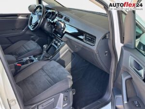 VW Touran 1,4 TSI Highline Navi el Hekl DCC PDC ... Bild 10