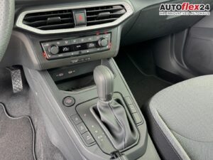 SEAT Arona FR 1.5 TSI DSG Mo26 ACC 2Zokl 2xPDC Kam... Bild 16