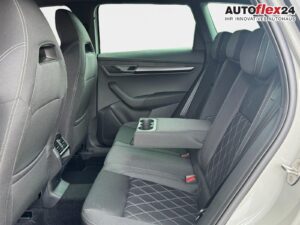 SKODA Karoq Sportline 1,5 TSI DSG 2ZKlimaautomatik ... Bild 30