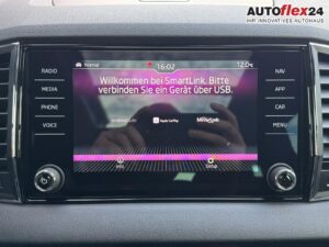 SKODA Karoq Sportline 1,5 TSI DSG Pano Standh Navi ... Bild 22