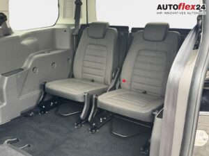 FORD Grand Tourneo 1,5 TDCI AT Titanium ACC Navi P... Bild 28