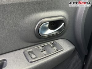DACIA Lodgy Stepway 1.2 TCe Navi SHZ Alu 7 Sitzer 8... Bild 23