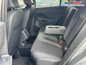 VW T-Roc R-Line 1,5 eTSI DSG LED Plus Anhängerku... Bild 30