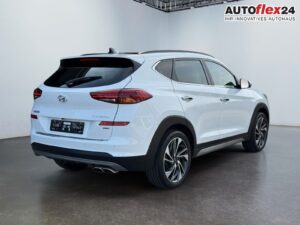 HYUNDAI Tucson 1.6 Passion + 4WD  AT Pan 360° AHK 4xS... Bild 5