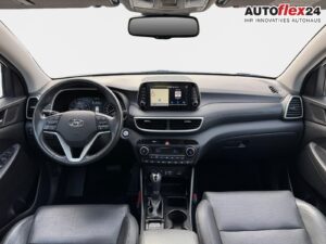 HYUNDAI Tucson 1.6 Passion + 4WD  AT Pan 360° AHK 4xS... Bild 11