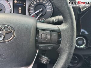 TOYOTA Hilux Executive Double Cab 4x4 AHK 360° 4 x S... Bild 15