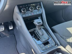 SKODA Karoq Sportline 2,0 TDI DSG 2ZKlimaautomatik ... Bild 16