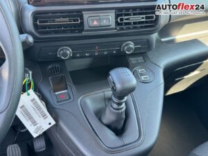 TOYOTA ANDERE Proace City Verso Business 1,2 L2 7 Sitzer Kl... Bild 16