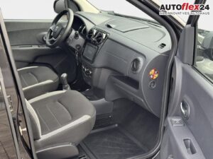 DACIA Lodgy Stepway 1.2 TCe Navi SHZ Alu 7 Sitzer 8... Bild 10