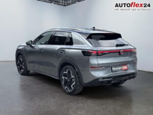 VW T-Roc R-Line 1,5 eTSI DSG LED Plus Anhängerku... Bild 6
