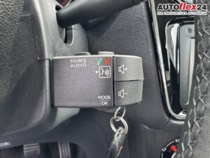 DACIA Lodgy Stepway 1.2 TCe Navi SHZ Alu 7 Sitzer 8... Bild 14