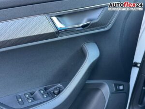 SKODA Karoq Extra Plus 2,0 TDI DSG 2Zoklima 2xEinp... Bild 25