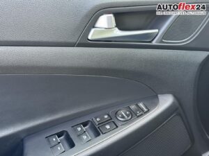 HYUNDAI Tucson 1.6 Passion + 4WD  AT Pan 360° AHK 4xS... Bild 26