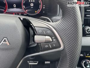SKODA Karoq Sportline 2,0 TSI 4x4 DSG 2ZKlimaautoma... Bild 13