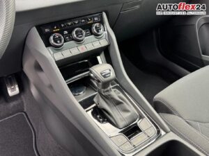 SKODA Karoq Sportline 2,0 TSI 4x4 DSG 2ZKlimaautoma... Bild 12