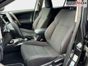 TOYOTA RAV 4 RAV4 2,5 VVT-i Team D 4x4 Klima Navi el HKl S... Bild 25