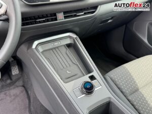 VW T-Roc Life 1,5 eTSI DSG LED Plus Anhängerkupp... Bild 17