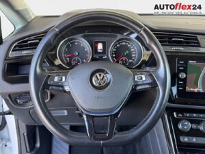 VW Touran 1,4 TSI Highline Navi el Hekl DCC PDC ... Bild 13