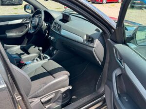 AUDI Q3 2.0 TDI quattro S Line AHK PDC STHZ Bild 20