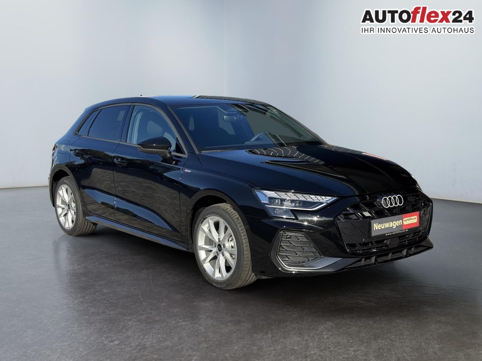 AUDI A3 S line TFSI 150 tronic AHK Matrix ACC elHk...