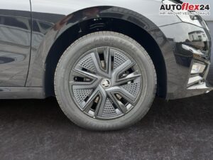 SKODA Fabia Extra Plus 1,5 TSI 2 ZoKlima ACC Navi 2... Bild 9