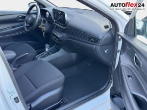 HYUNDAI i20 Black Edition 1,0 T GDI DCT-7 Navigation ... Bild 10