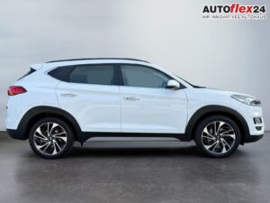HYUNDAI Tucson 1.6 Passion + 4WD  AT Pan 360° AHK 4xS... Bild 8