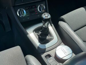 AUDI Q3 2.0 TDI quattro S Line AHK PDC STHZ Bild 11