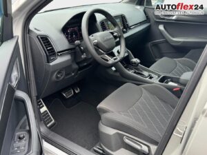 SKODA Karoq Sportline 1,5 TSI DSG 2ZKlimaautomatik ... Bild 12