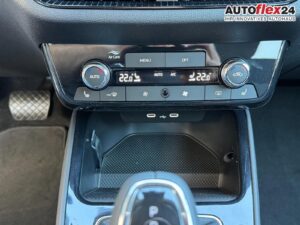 SKODA Fabia Extra Plus 1,5 TSI 2 ZoKlima ACC Navi 2... Bild 17