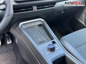 VW T-Roc R-Line 1,5 eTSI DSG LED Plus Anhängerku... Bild 16