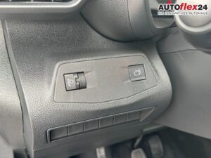 TOYOTA ANDERE Proace City Verso Business 1,5 D-4D L2 7 Sitz... Bild 22