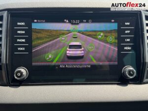 SKODA Karoq Sportline 2,0 TSI 4x4 DSG Leder 2ZKlima... Bild 19