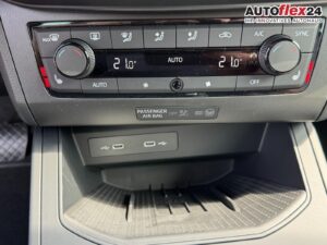 SEAT Arona FR 1.5 TSI DSG Mo26 ACC 2Zokl 2xPDC Kam... Bild 21