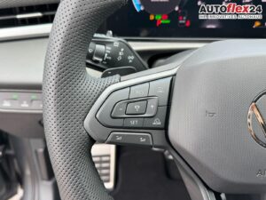 VW T-Roc 1.5 R-Line Black Line Matrix AHK 20 Zol... Bild 14