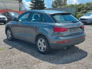 AUDI Q3 2.0 TDI quattro S Line AHK PDC STHZ Bild 4