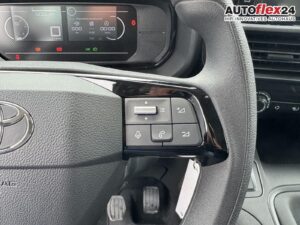 TOYOTA ANDERE Proace City Verso Business 1,5 D-4D L2 7 Sitz... Bild 15