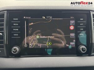 SKODA Karoq Sportline 2,0 TSI 4x4 DSG 2ZKlimaautoma... Bild 23