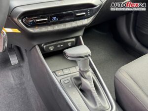 HYUNDAI i20 Black Edition 1,0 T GDI DCT-7 Navigation ... Bild 16