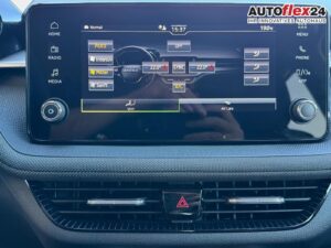SKODA Fabia Extra Plus 1,5 TSI 2 ZoKlima ACC Navi 2... Bild 18