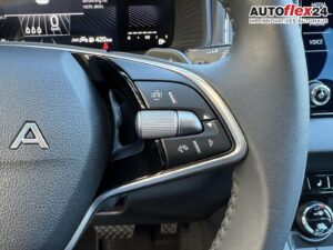 SKODA Karoq Extra Plus 2,0 TDI DSG 2Zoklima 2xEinp... Bild 15