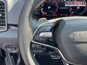 SKODA Karoq Sportline 1,5 TSI DSG 2ZKlimaautomatik ... Bild 14